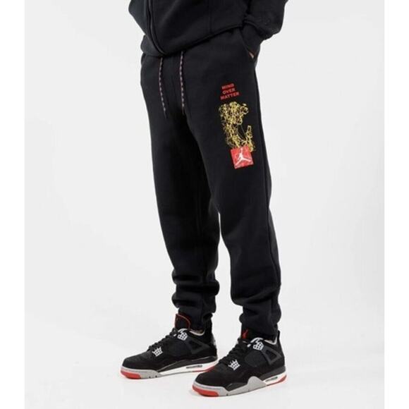 Air Jordan Men's Black Essential Standard Fit jogger Fleece Sweatpants Size XXL - Picture 1 of 6
